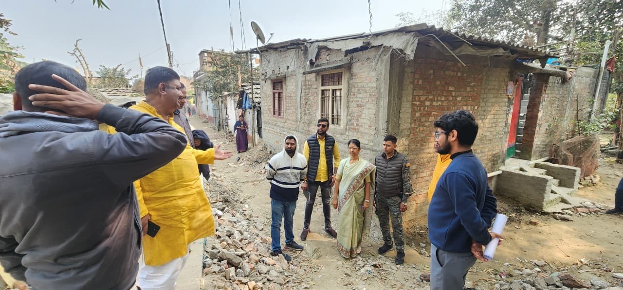 नगर निगम अंतर्गत वार्ड में हो रहे विकास कार्य काे लेकर महापौर गंभीर