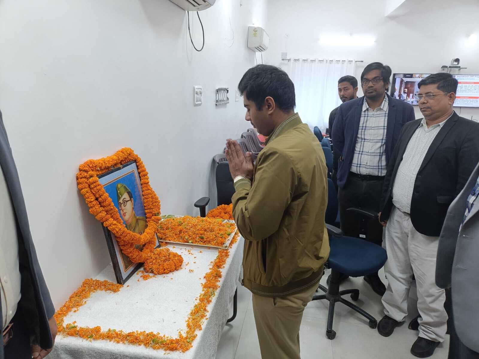 पराक्रम दिवस, राष्ट्रप्रेम की भावना को करता है मजबूत, एसपी