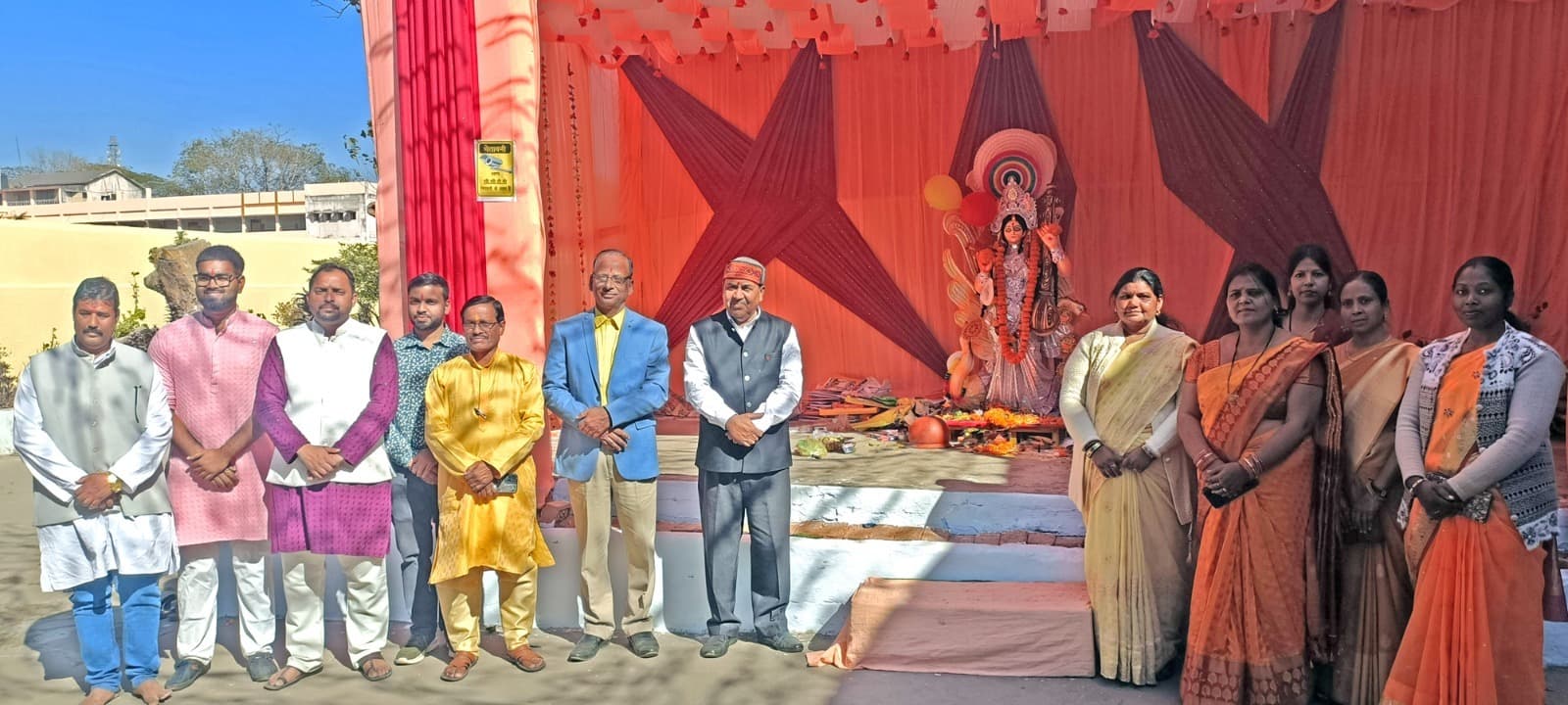 श्रद्धा व उल्लास से हुई मां सरस्वती की पूजा