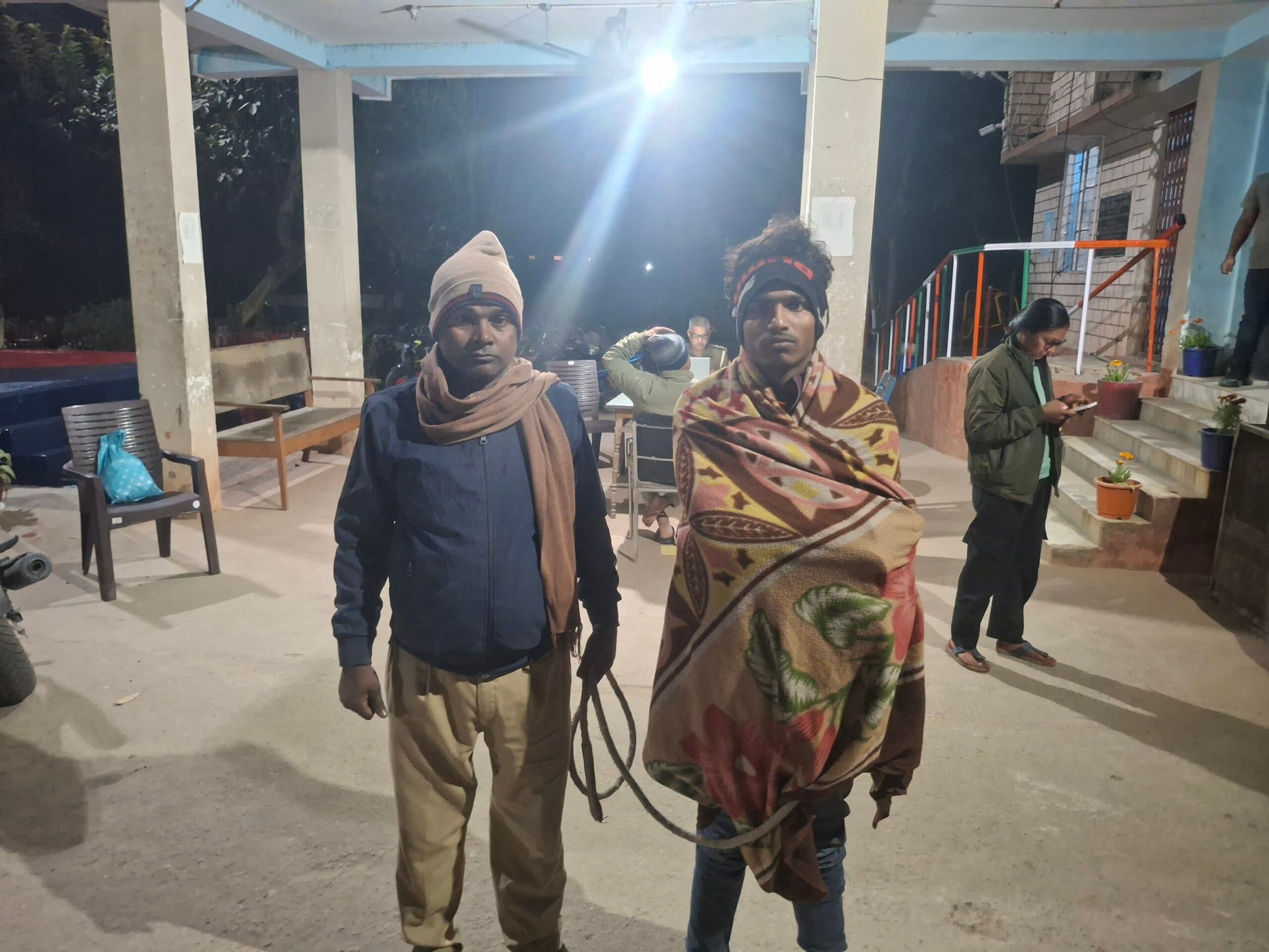 चारा काटने खेत गयी युवती से दुष्कर्म, आरोपित गिरफ्तार