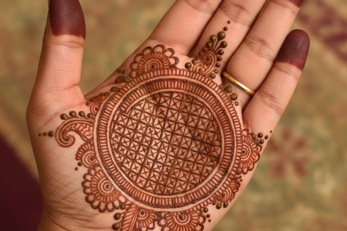 jaaliwork mehndi design