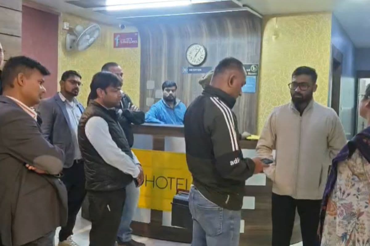 Bihar News: पटना के होटल में इंग्लैंड के रिटायर्ड अधिकारी की मौत, आखिरी बार किसे किया था कॉल?