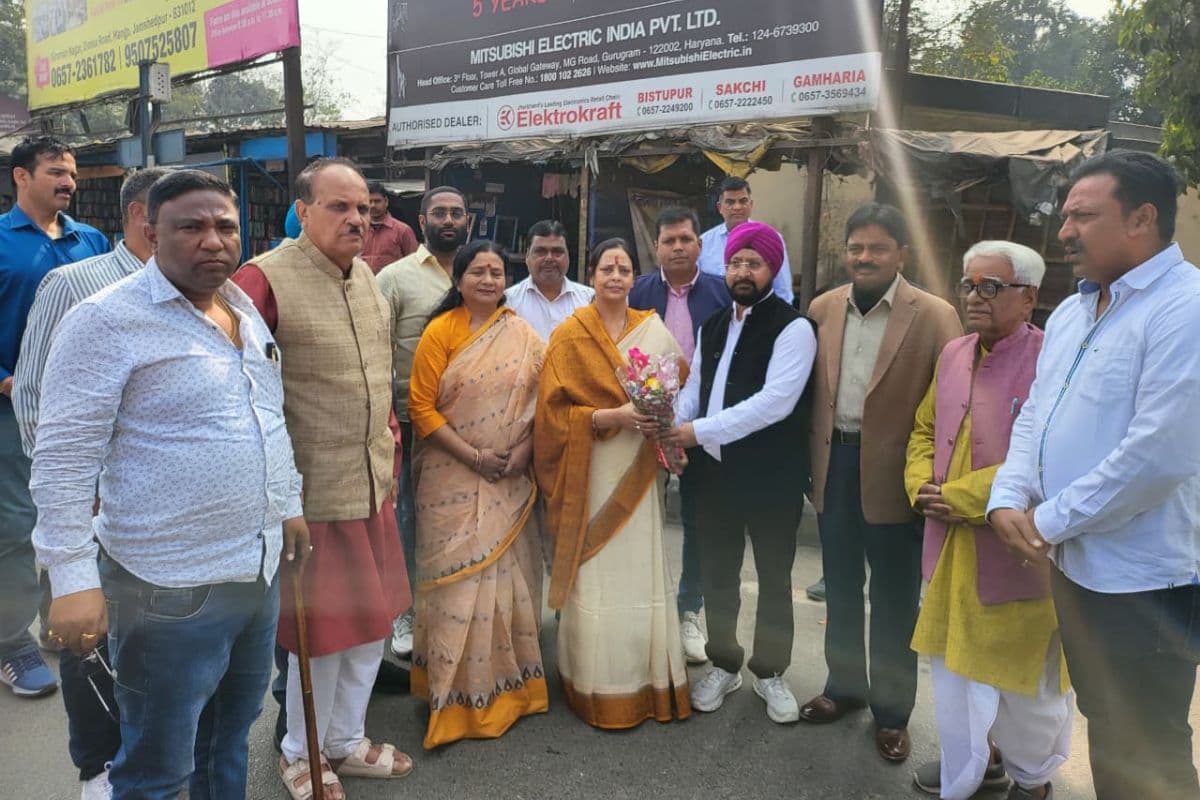 Mango Mayor Election: पूर्व मंत्री बन्ना गुप्ता की पत्नी सुधा गुप्ता ने मानगो मेयर पद के लिए किया नॉमिनेशन