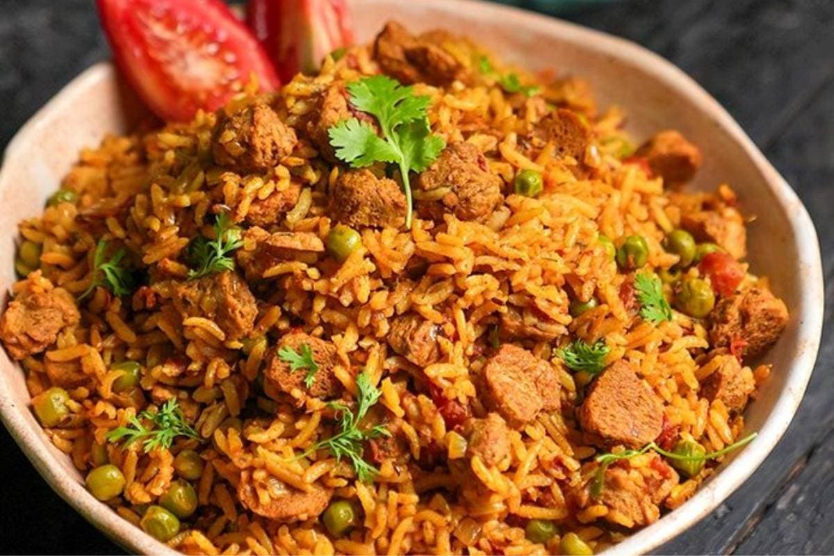 डिनर में मिनटों में बनाएं टेस्टी सोया पुलाव रेसिपी, स्वाद भी दमदार और सेहत भी भरपूर