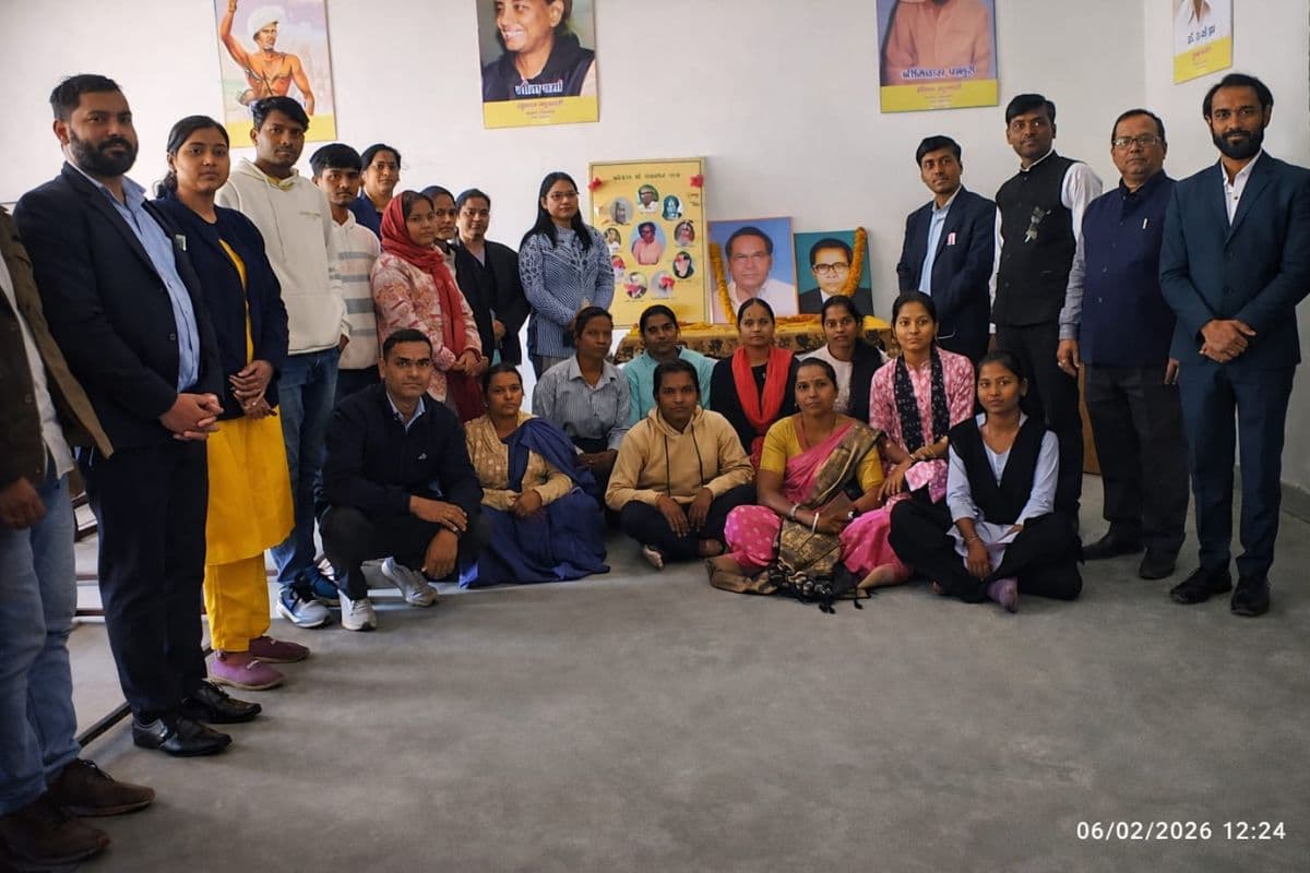 राधा गोविंद यूनिवर्सिटी में मनाई गई खोरठा साहित्यकार गोविंद महतो ‘जंगली’ की 81वीं जयंती