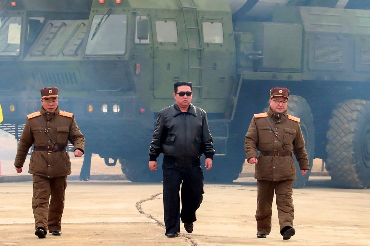 किम जोंग की हुंकार: अमेरिका को चेतावनी; दक्षिण कोरिया को बताया ‘दुश्मन नंबर-1’