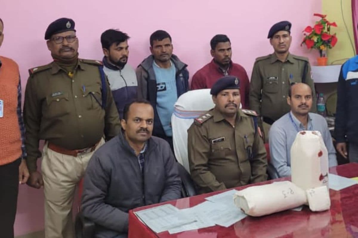 बापूधाम स्टेशन से 4 किलो अफीम बरामद, तीन तस्कर गिरफ्तार, NCB और RPF की बड़ी कार्रवाई