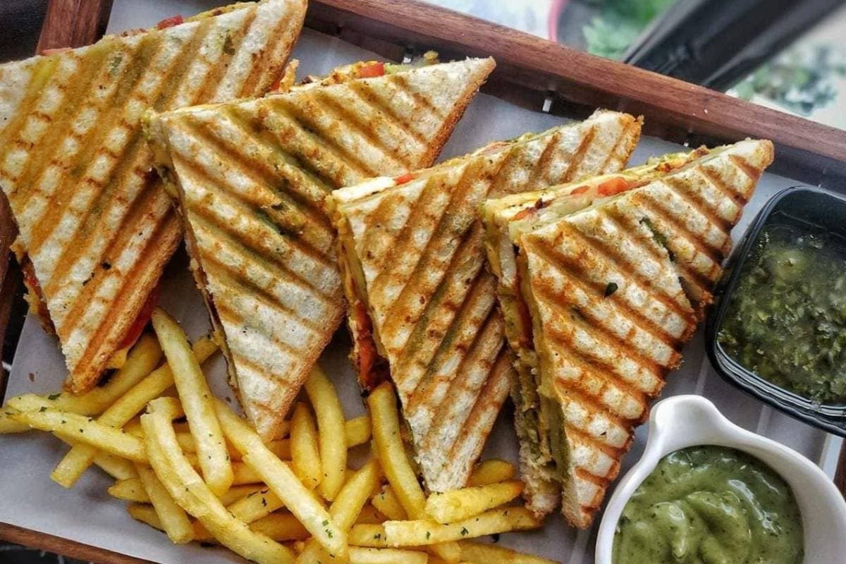 Mumbai street style veg sandwich recipe