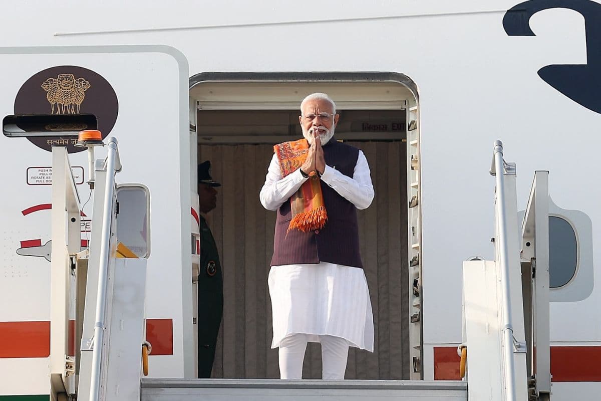 PM मोदी का मलेशिया दौरा: डिफेंस से लेकर दोस्ती तक, जानें भारत के लिए क्यों खास है यह ट्रिप