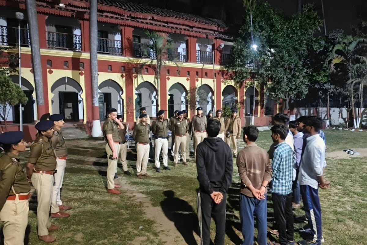 पटना विश्वविद्यालय छात्रसंघ चुनाव में बवाल, मिंटो हॉस्टल से 8 छात्र हिरासत में, देर रात पुलिस छापेमारी