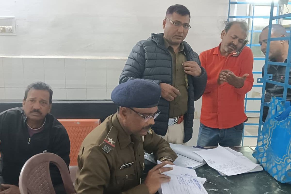 Sahibganj: राजमहल-साहिबगंज मेन रोड पर बाइक की चपेट में आने से वृद्ध की मौत