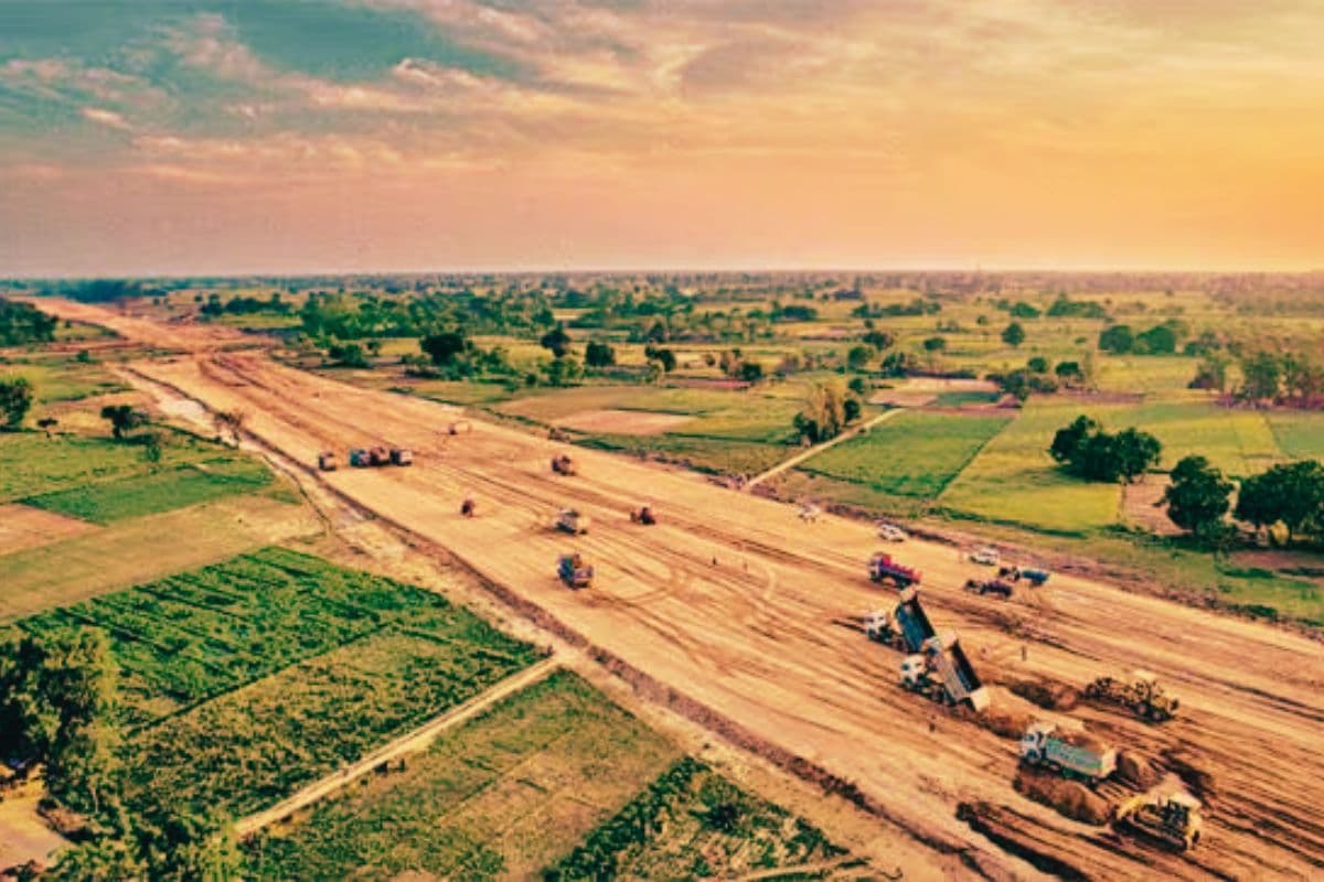 सिलिगुड़ी-गोरखपुर सिक्स लेन एक्सप्रेस-वे पर आया अपडेट, मधुबनी के 3 दर्जन गांवों से गुजरेगी सड़क