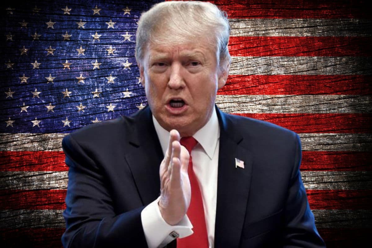 ट्रंप का ‘ईरान मिशन’: समंदर में उतारा सबसे बड़ा जंगी जहाज, बोले- सत्ता बदलना ही बेस्ट