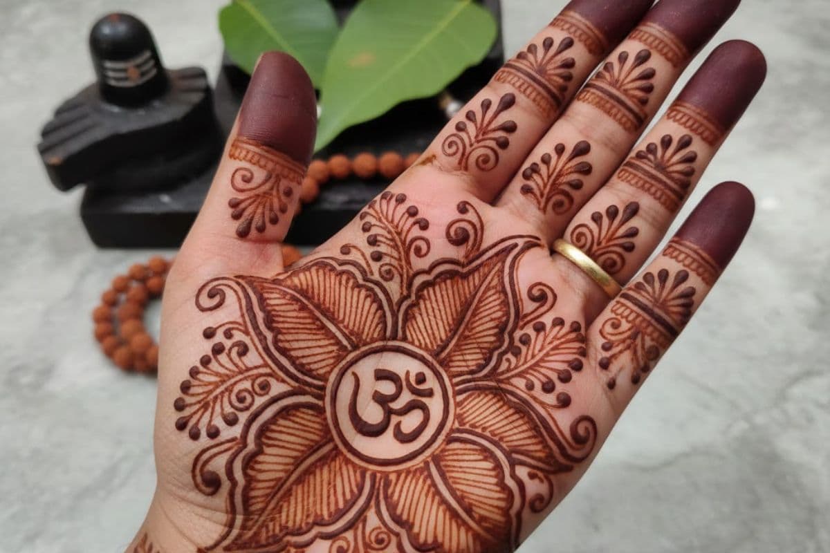 belpatr simple mehndi design