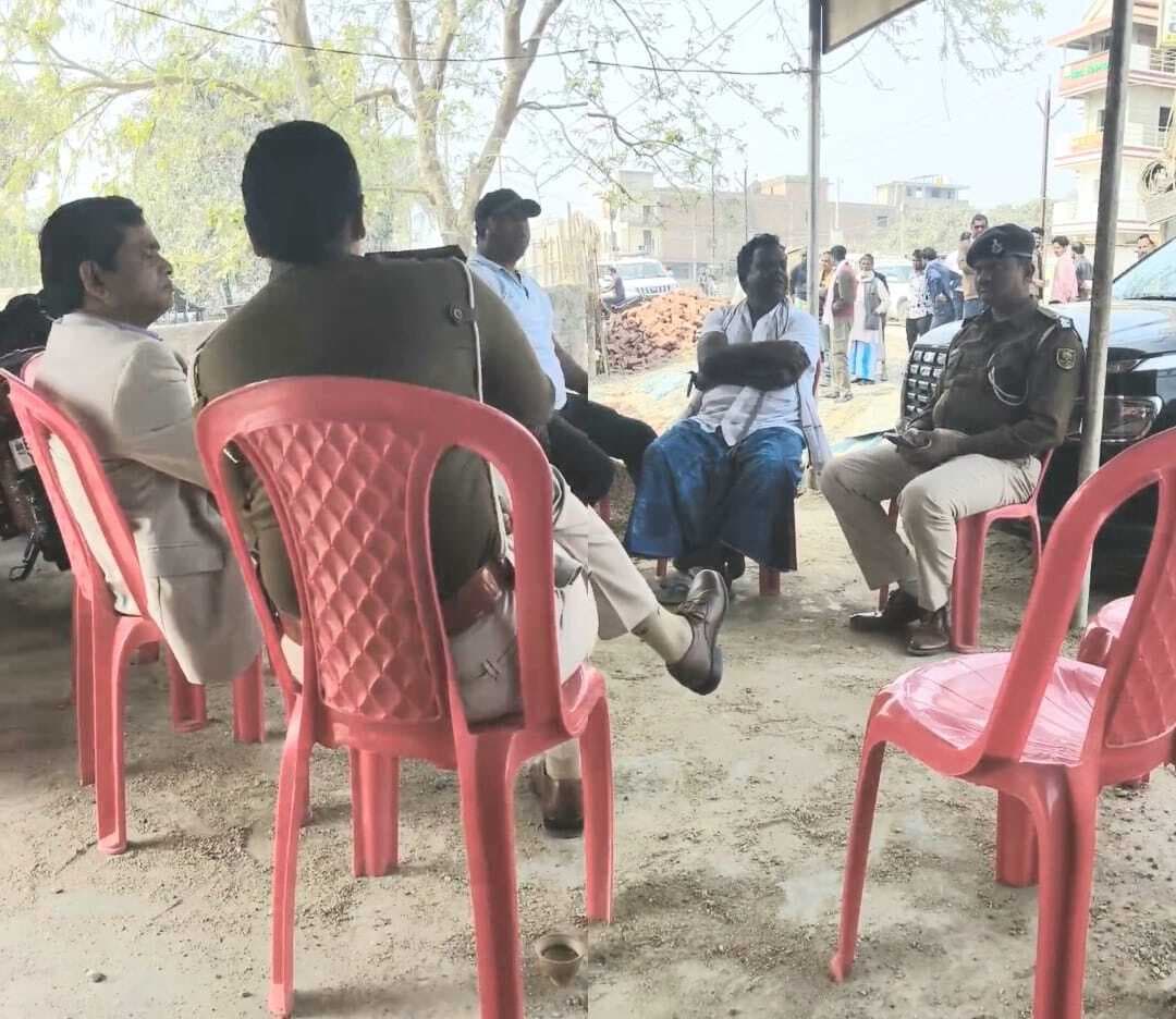 सीओ, थानाध्यक्ष की मौजूदगी में हुई जमीन की पैमाइश