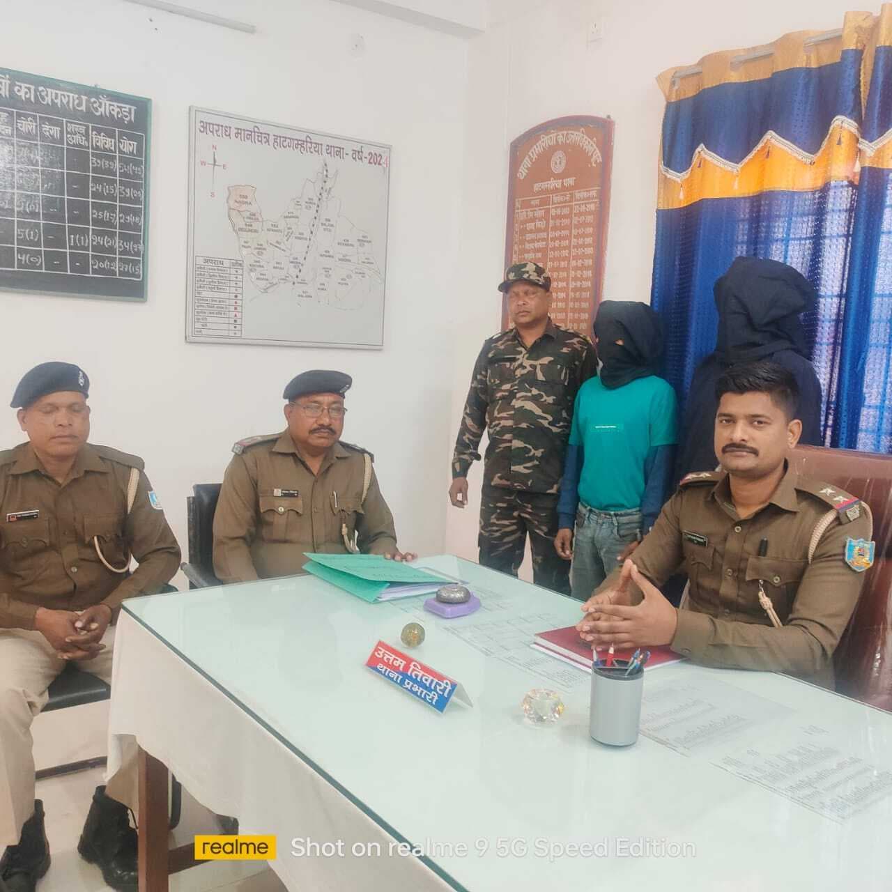 Chaibasa News : नशे में थप्पड़ मारा, तो दो दोस्तों ने बैशाखु की हत्या की, गिरफ्तार