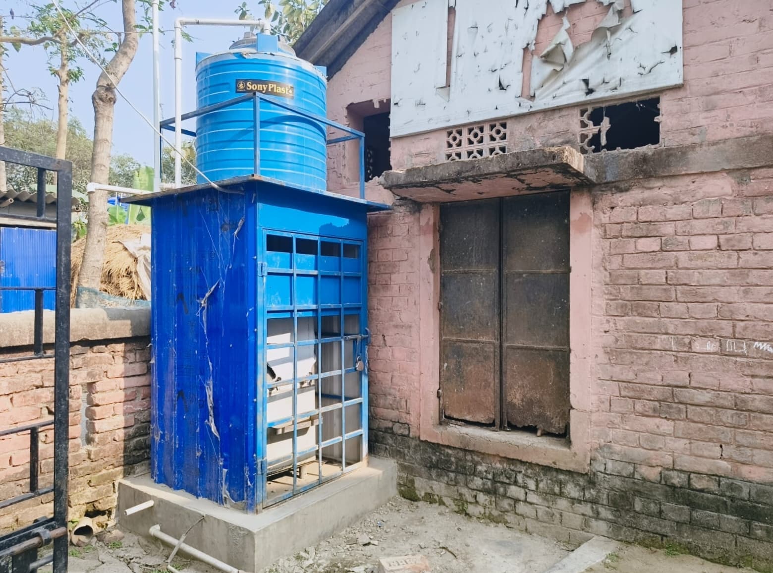 बारसोई के उवमि ब्लादियागाछी में पेयजल संकट