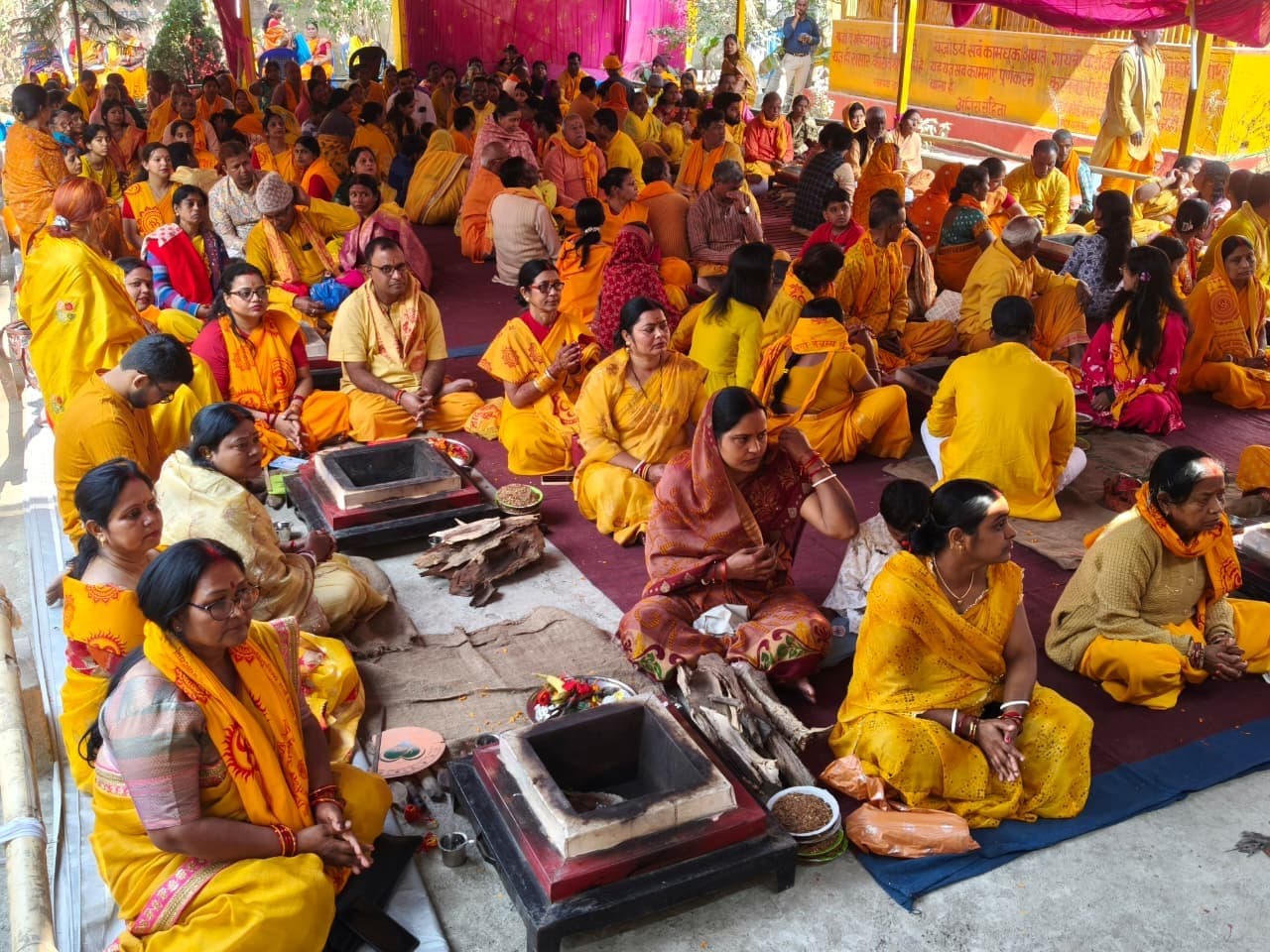 पूर्णाहुति के साथ गायत्री अखंड महामंत्र जाप का समापन