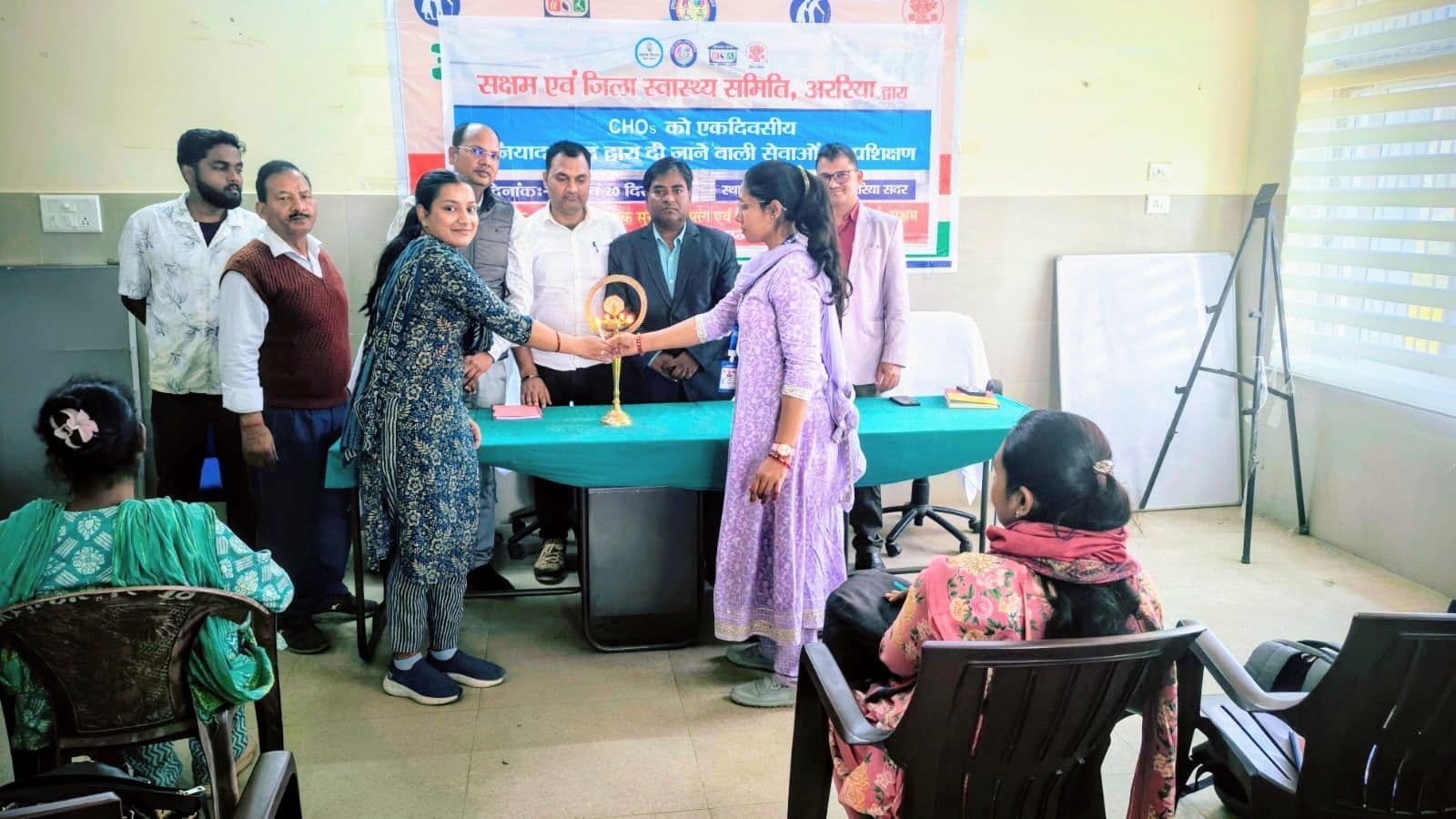 बुनियाद केंद्र की सेवाओं को लोगों तक पहुंचाएं