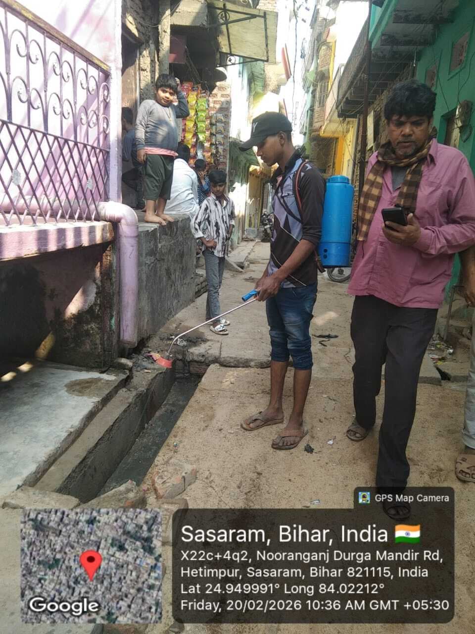 निगम क्षेत्र में मच्छरों के प्रकोप को कम करने के लिए एंटीलार्वा का छिड़काव शुरू