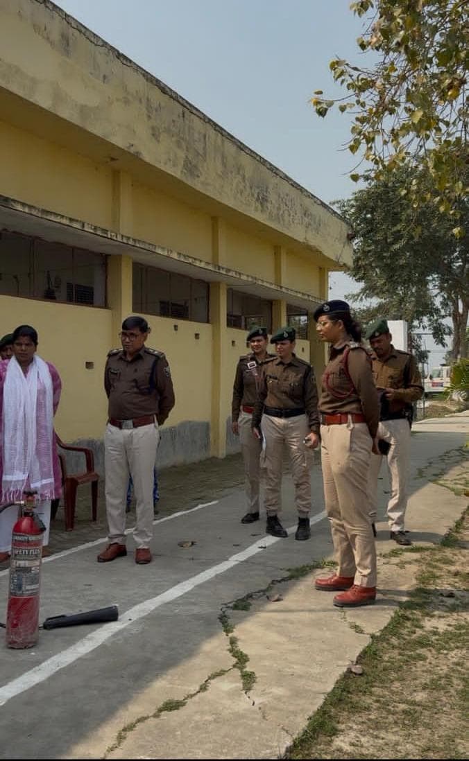 आग से बचाव और प्राथमिक उपचार की दी गयी जानकारी