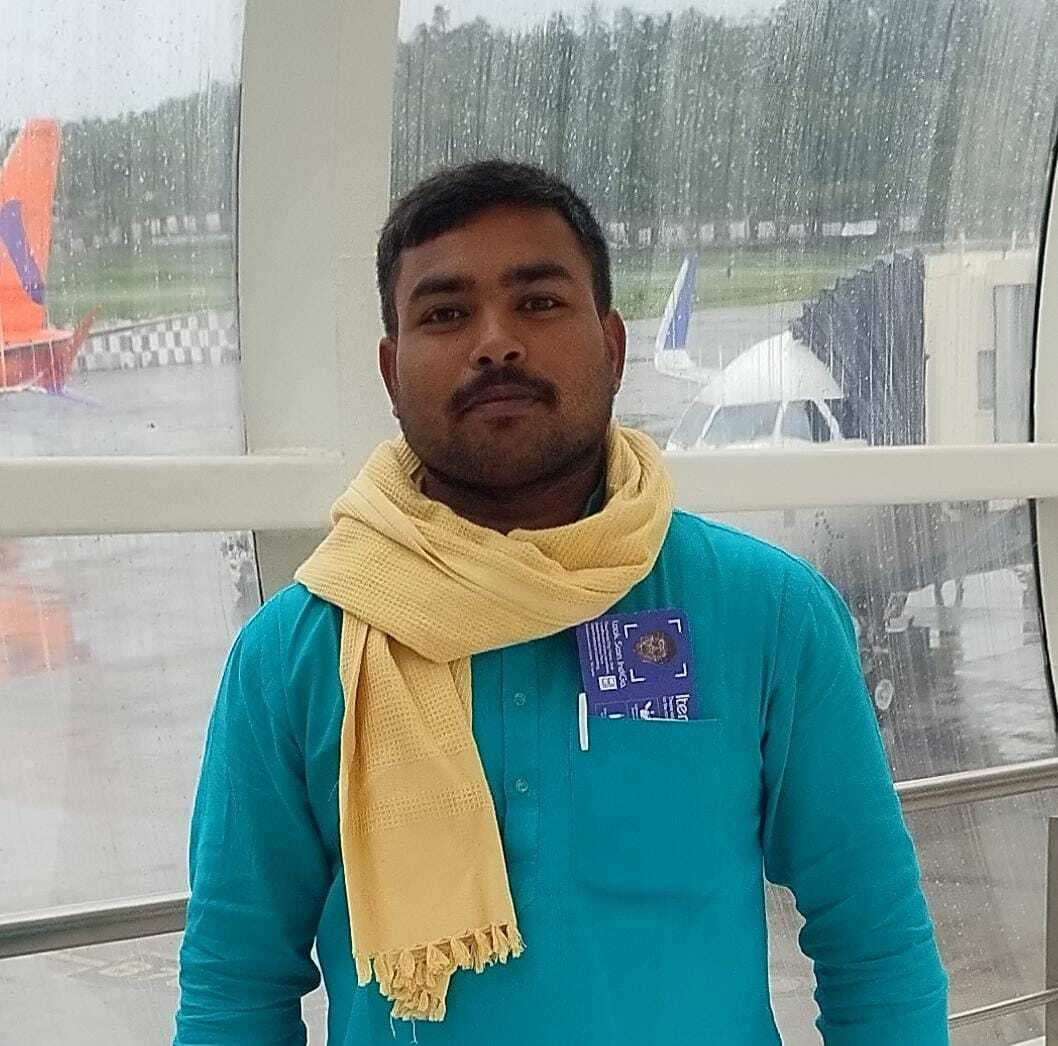 नदी किनारे फेंका जा रहा कचरा, संकट में जल-जीवन व पर्यावरण