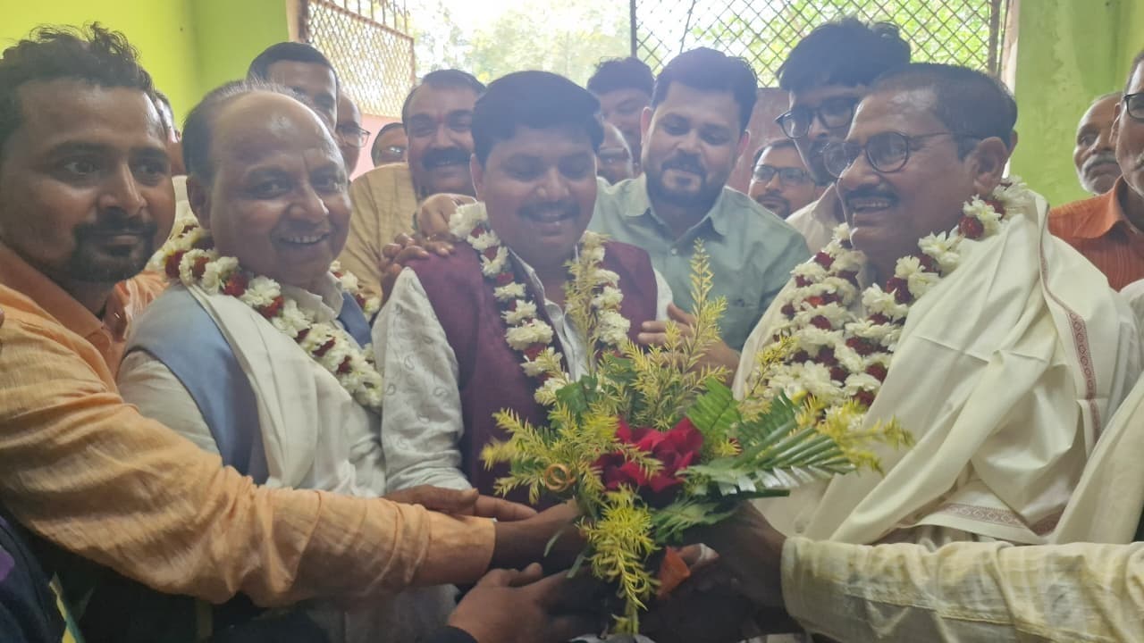 जदयू प्रखंड अध्यक्ष पद पर अमरेंद्र सिंह निर्विरोध हुए निर्वाचित