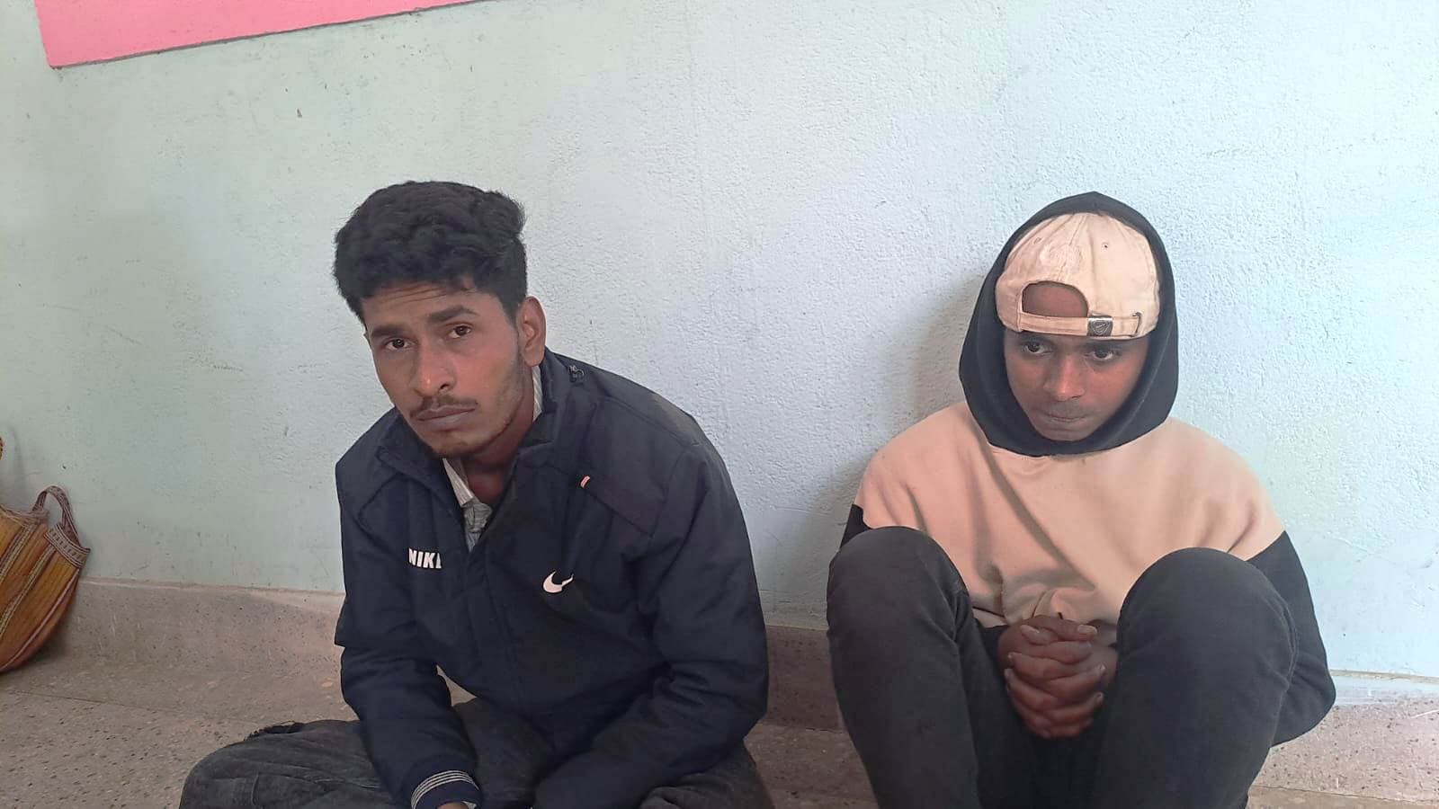 पुलिस अभिरक्षा से फरार चोर अपने साथी के साथ गिरफ्तार, 80 हजार रुपये नकद बरामद