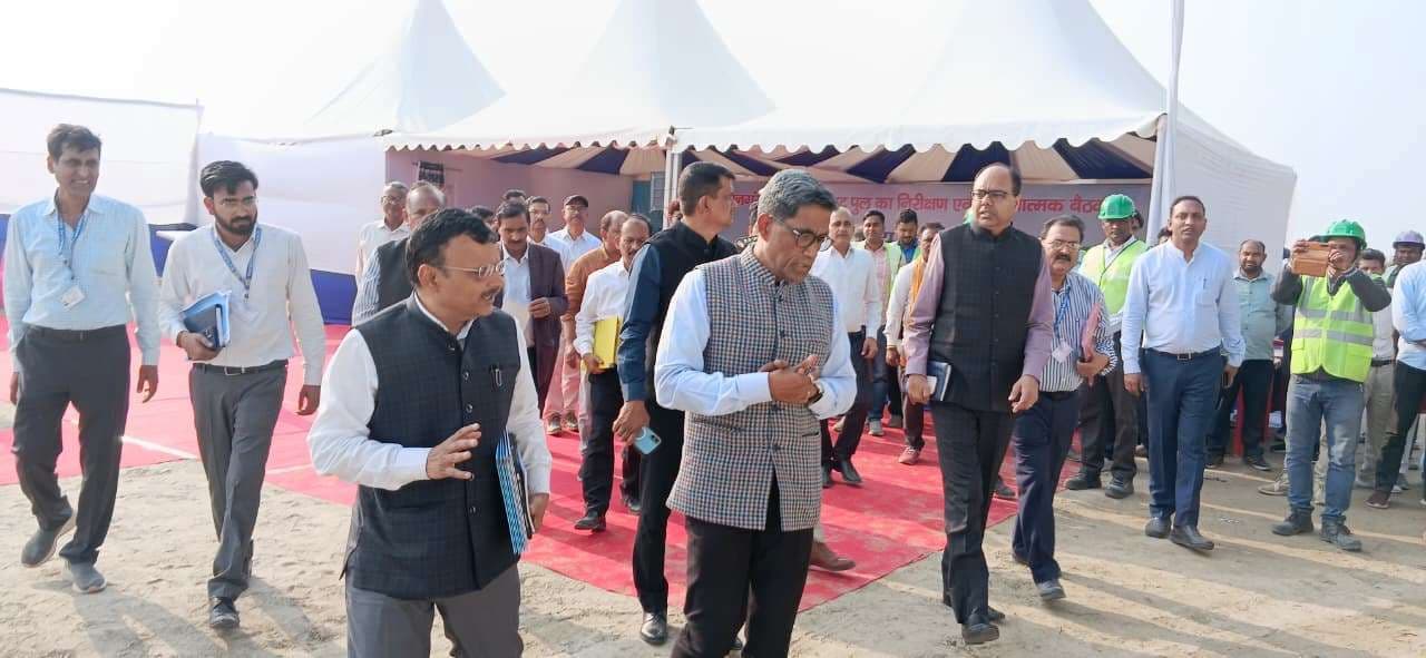 Bhagalpur news गंगा ब्रिज का गहन परीक्षण, जून तक पिलर पूरा करने का निर्देश