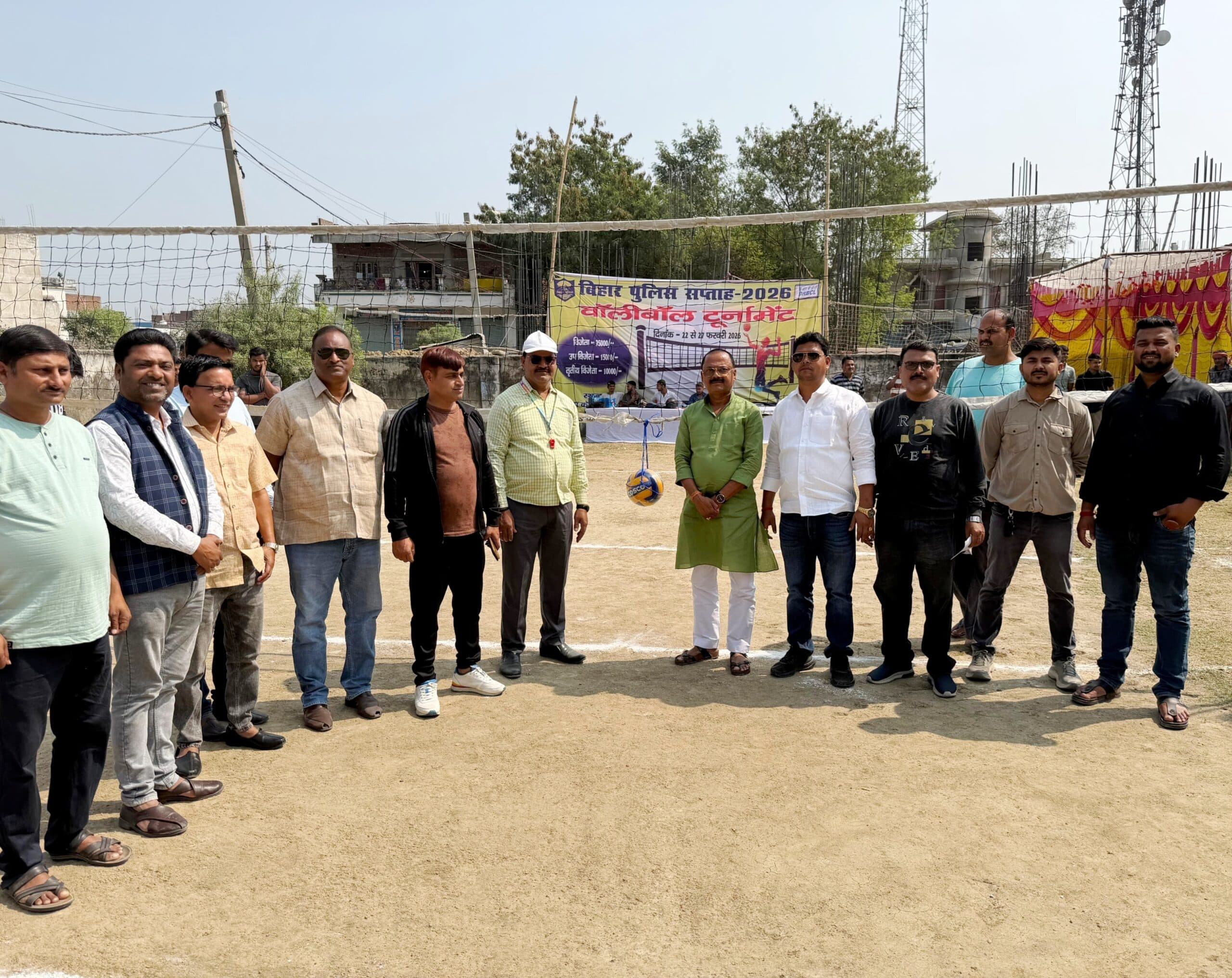 पुलिस सप्ताह पर आर्यन क्लब में वॉलीबॉल प्रतियोगिता, नवीनगर की टीम विजयी