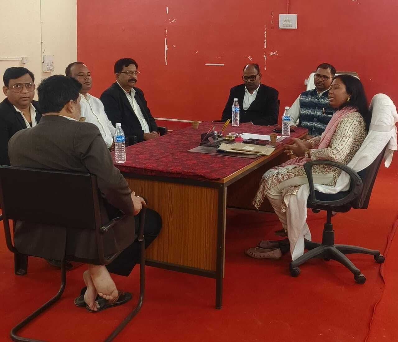 14 मार्च को उदाकिशुनगंज में राष्ट्रीय लोक अदालत, सफलता को लेकर बैठक आयोजित