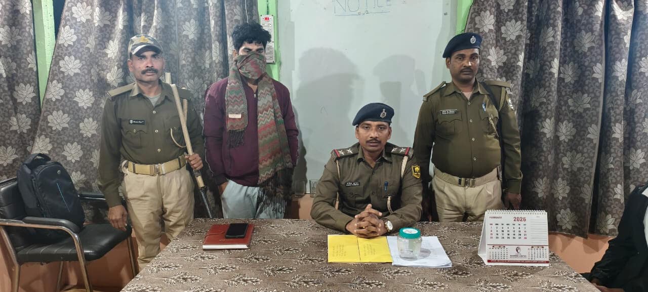 5.6 ग्राम स्मैक के साथ तस्कर गिरफ्तार