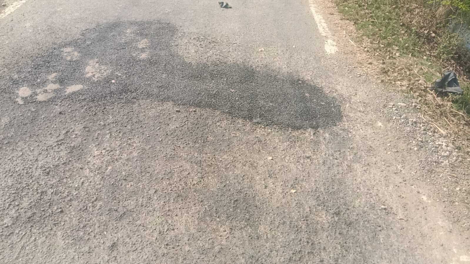 सड़क मरम्मत के नाम पर किया जा रहा कोरम पूरा