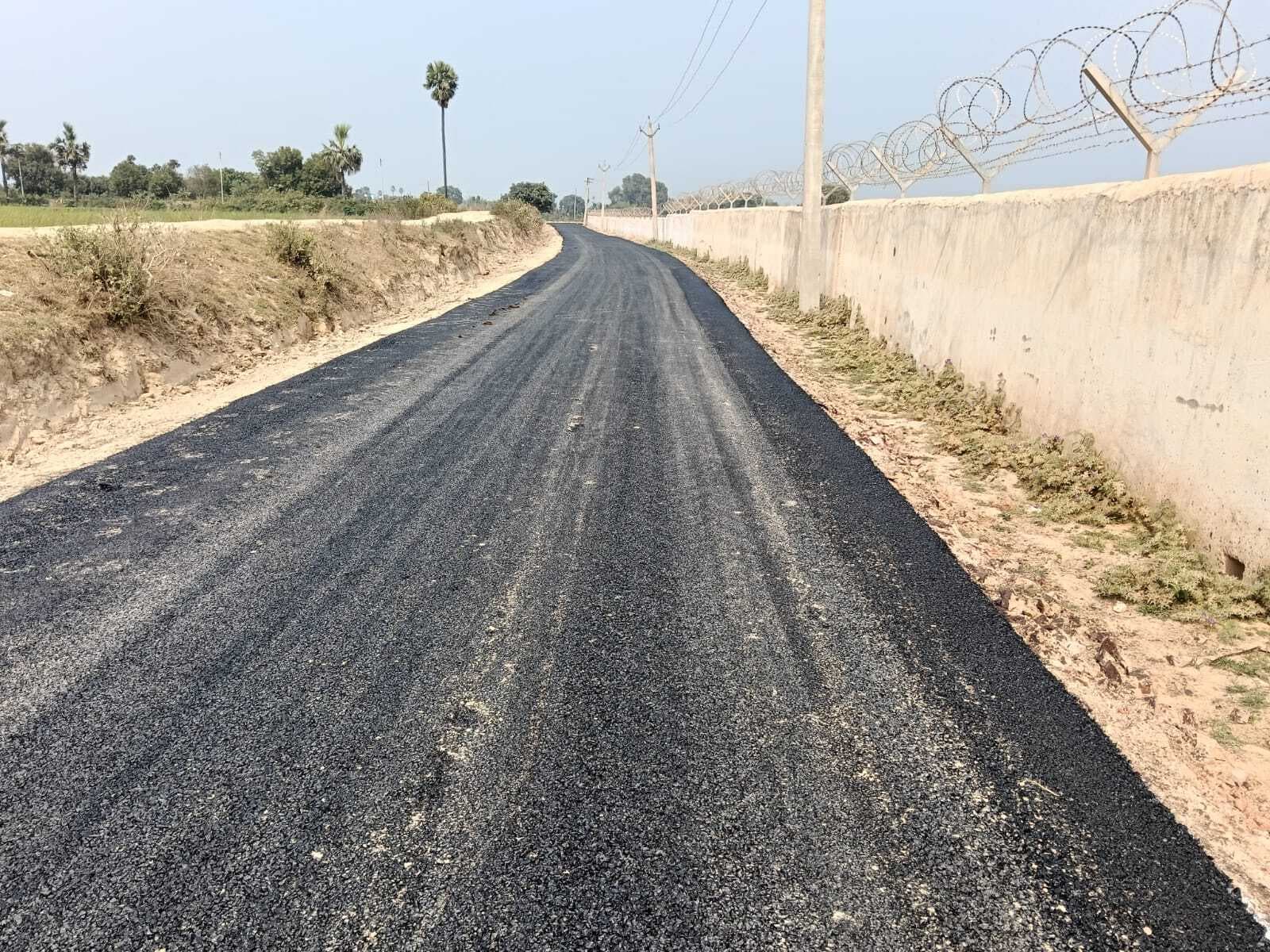 सीएम के स्वागत में चमकने लगी कजरा की सड़के