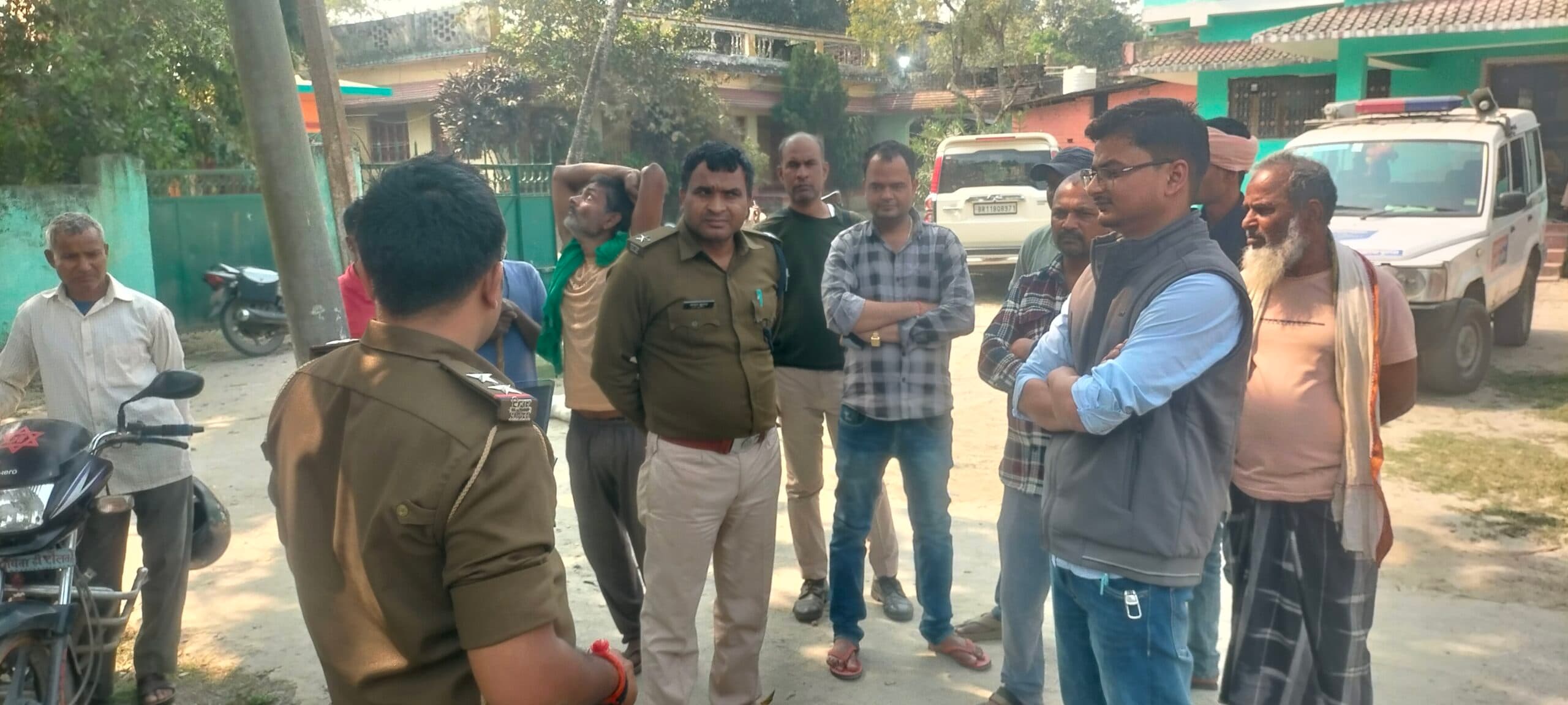 बैंक ऑफ बड़ौदा में चोरी का प्रयास, काटा शटर