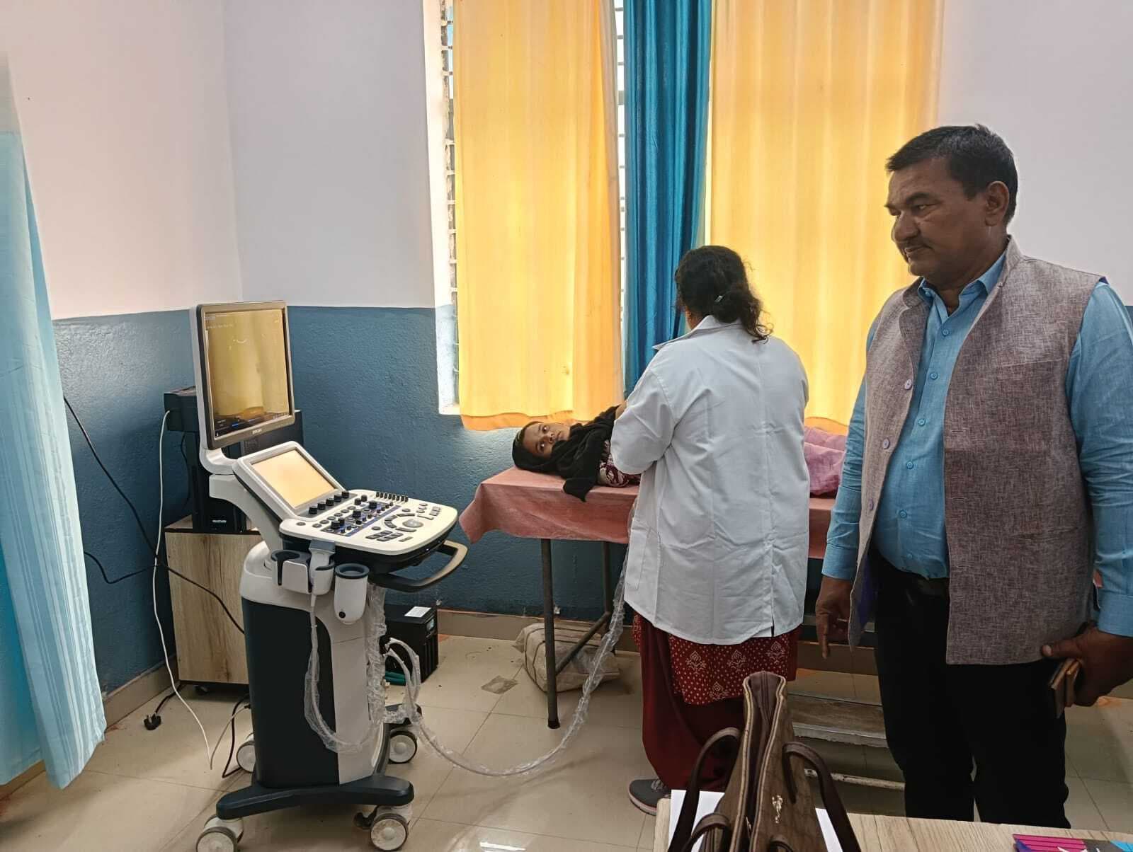 सीएस ने बाराहाट अस्पताल का किया औचक निरीक्षण