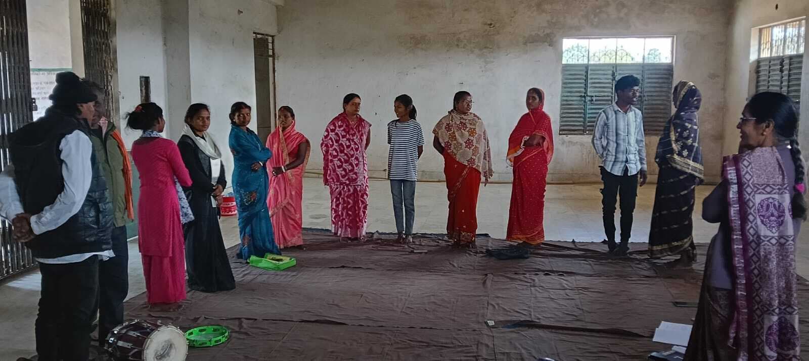 कल्याणकारी योजनाओं तक पहुंच बनाने को लेकर महिलाओं को दिया गया प्रशिक्षण