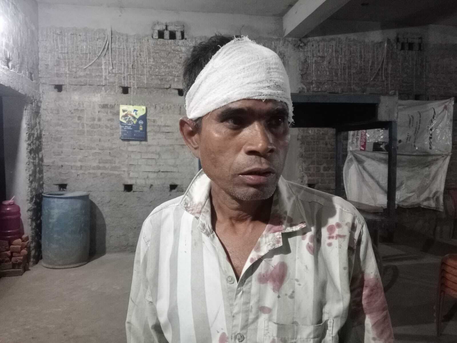 Seraikela Kharsawan News : चांडिल : पिता व पुत्र पर जानलेवा हमला, ग्रामीणों ने 3 युवकों को दबोचा