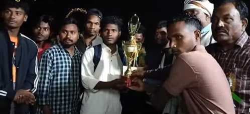 छठे फुटबॉल प्रतियोगिता का समापन, जमुआ गोड्डा बनी विजेता