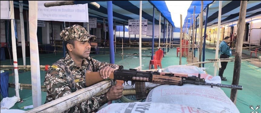 Giridih News :बाजार समिति परिसर में मतगणना को लेकर तैयारी पूरी