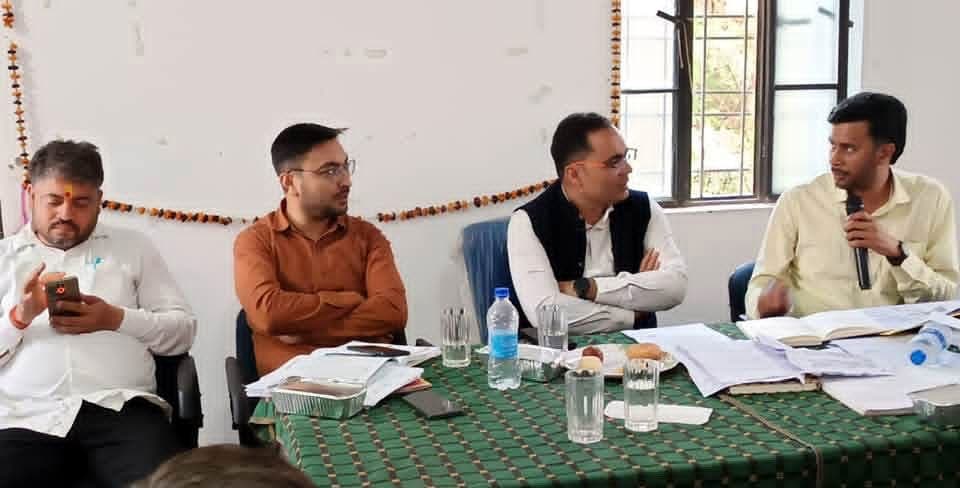 विभिन्न विभागों को कार्य में तेजी लाने का दिया निर्देश