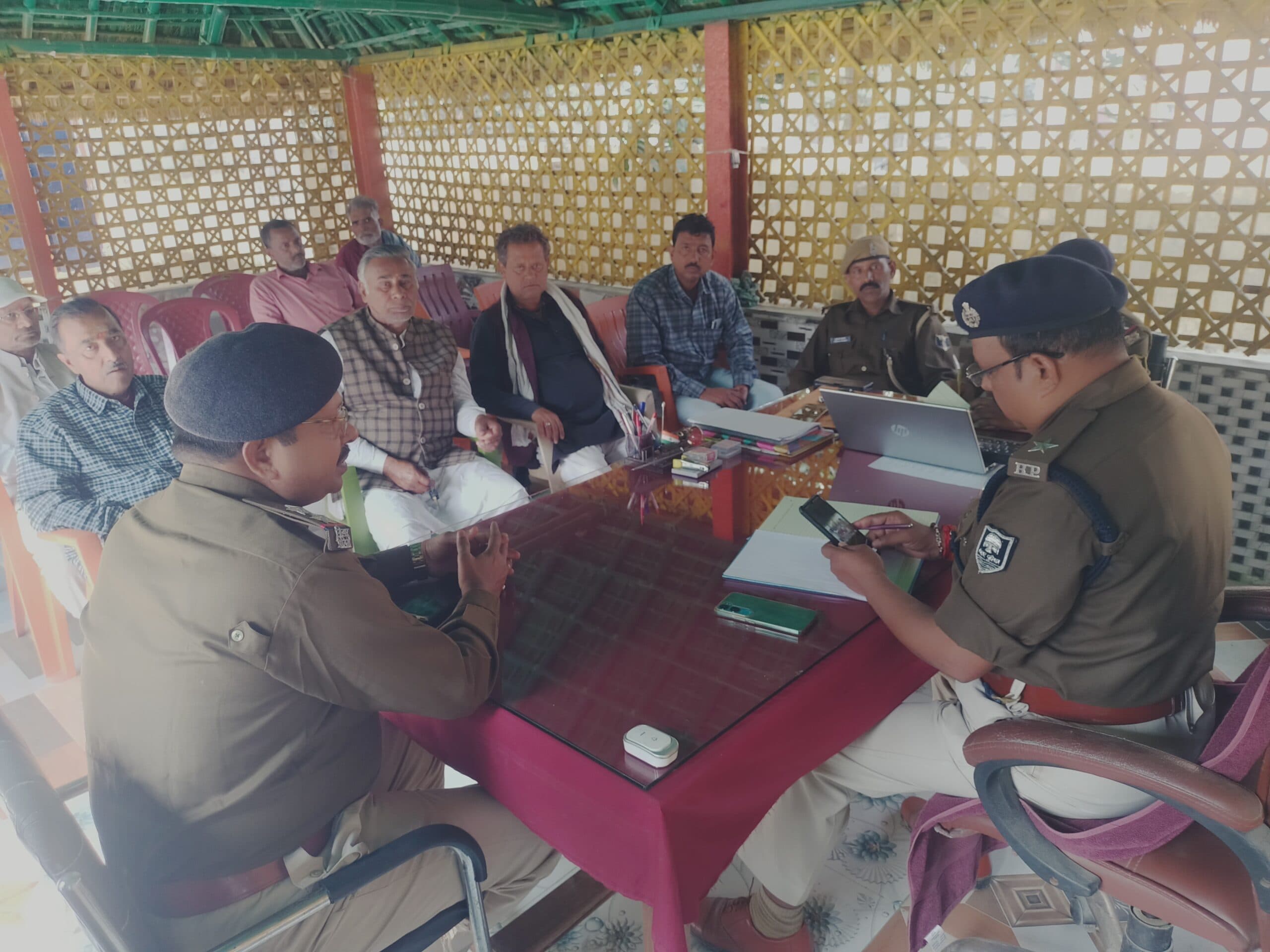 शांति समिति की बैठक में दिया गया संदेश, उल्लास व भाईचारे के साथ मनाएं होली