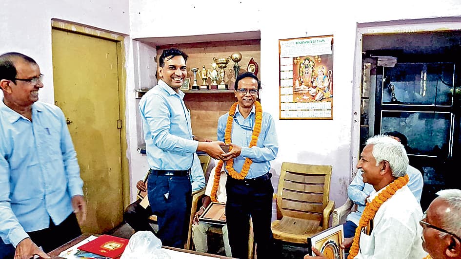 कुनुस्तोड़िया कोलियरी में 7श्रमिकों का सेवाकाल पूरा, दी गयी विदाई