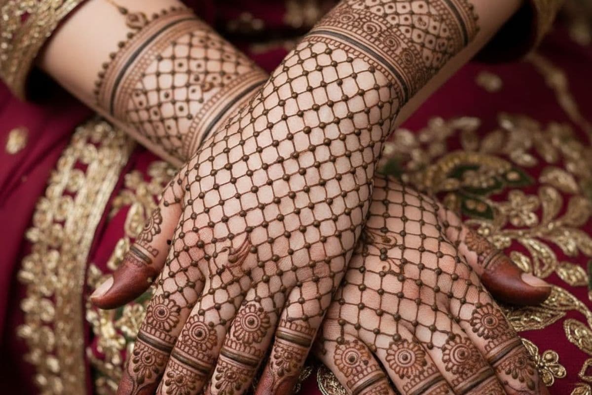 jaalidar mehndi deign