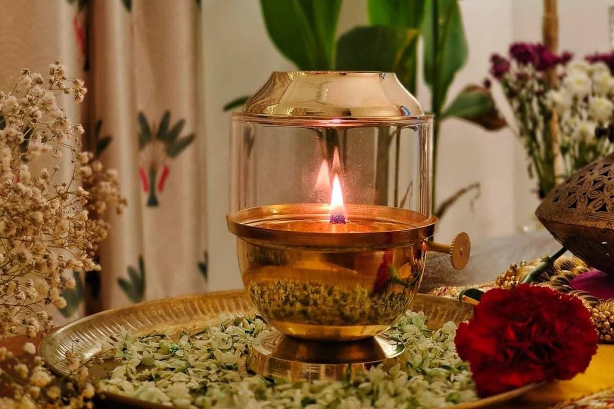 चैत्र नवरात्रि में ऐसे जलाएं दिया, पूरी रात नहीं बुझेगी अखंड ज्योत