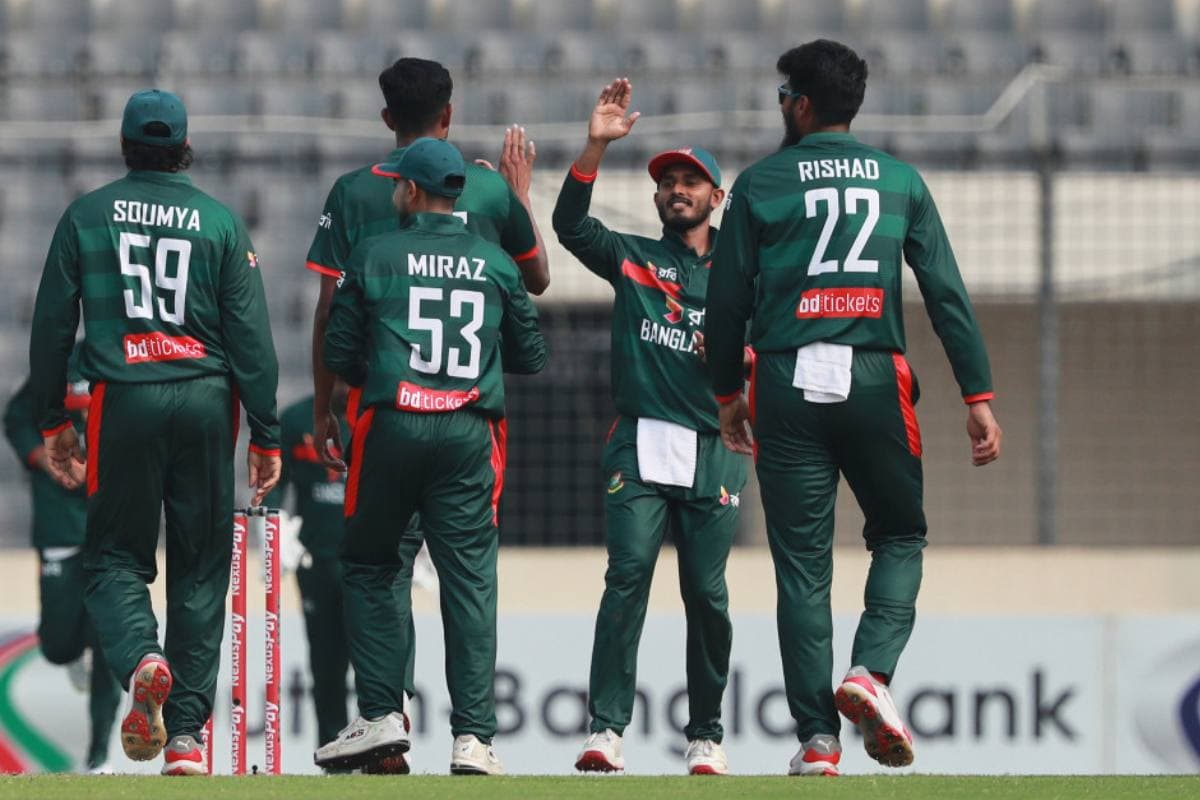 बांग्लादेश के सामने नहीं टिक पाए पाक टीम के खिलाड़ी, पाकिस्तान को मिली 8 विकेट से शिकस्त