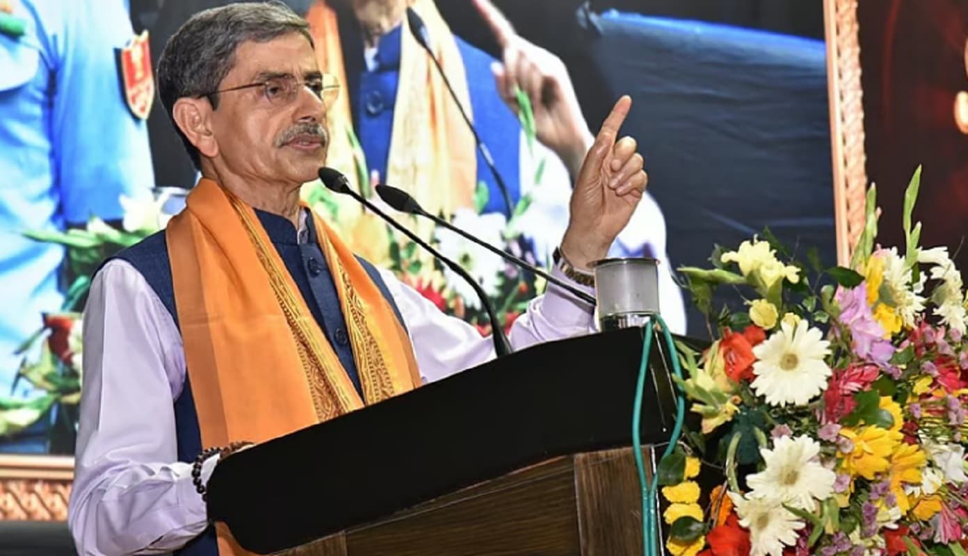 राज्यपाल रवि ने बंगाल को बताया नेतृत्वकर्ता, कलकत्ता विश्वविद्यालय को दिलायी अनुसंधान की याद