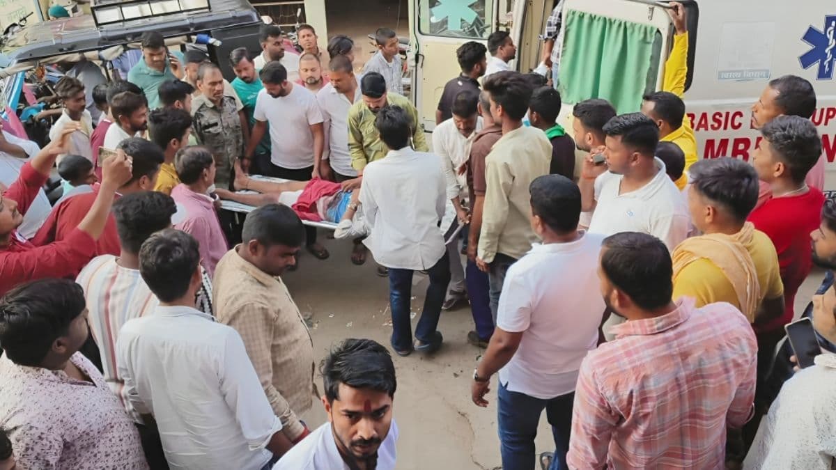 भोजपुर जिले के पीरो रजिस्ट्री ऑफिस में दिनदहाड़े चली गोलियां,जमीन विवाद में 6 घायल