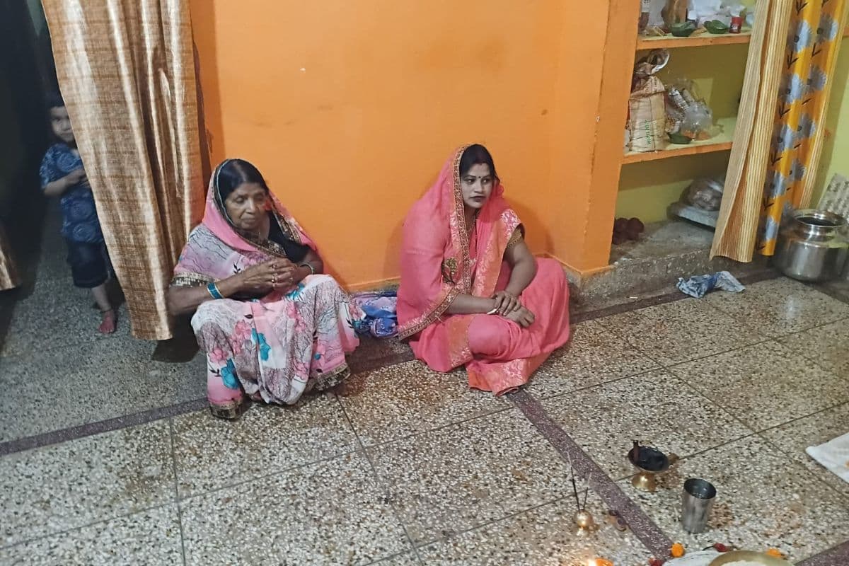 झारखंड में चैती छठ की धूम: खरना के साथ शुरू हुआ महाव्रत, कल अस्ताचलगामी सूर्य को दिया जायेगा पहला अर्घ