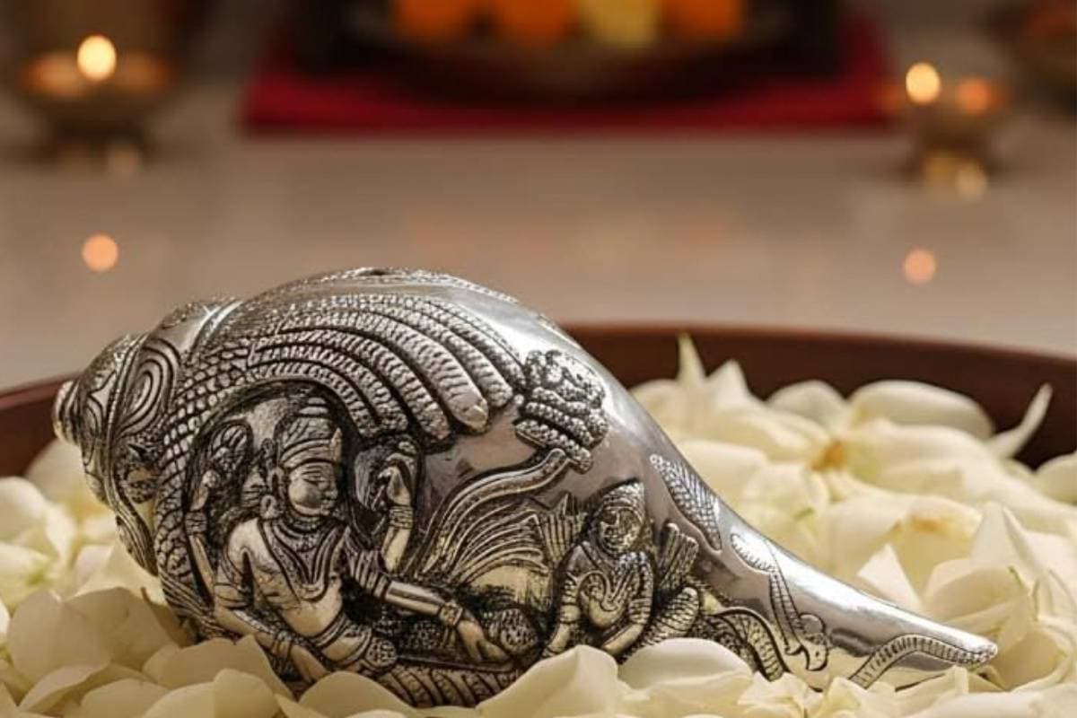How to Keep Shankh as per Vastu Shastra